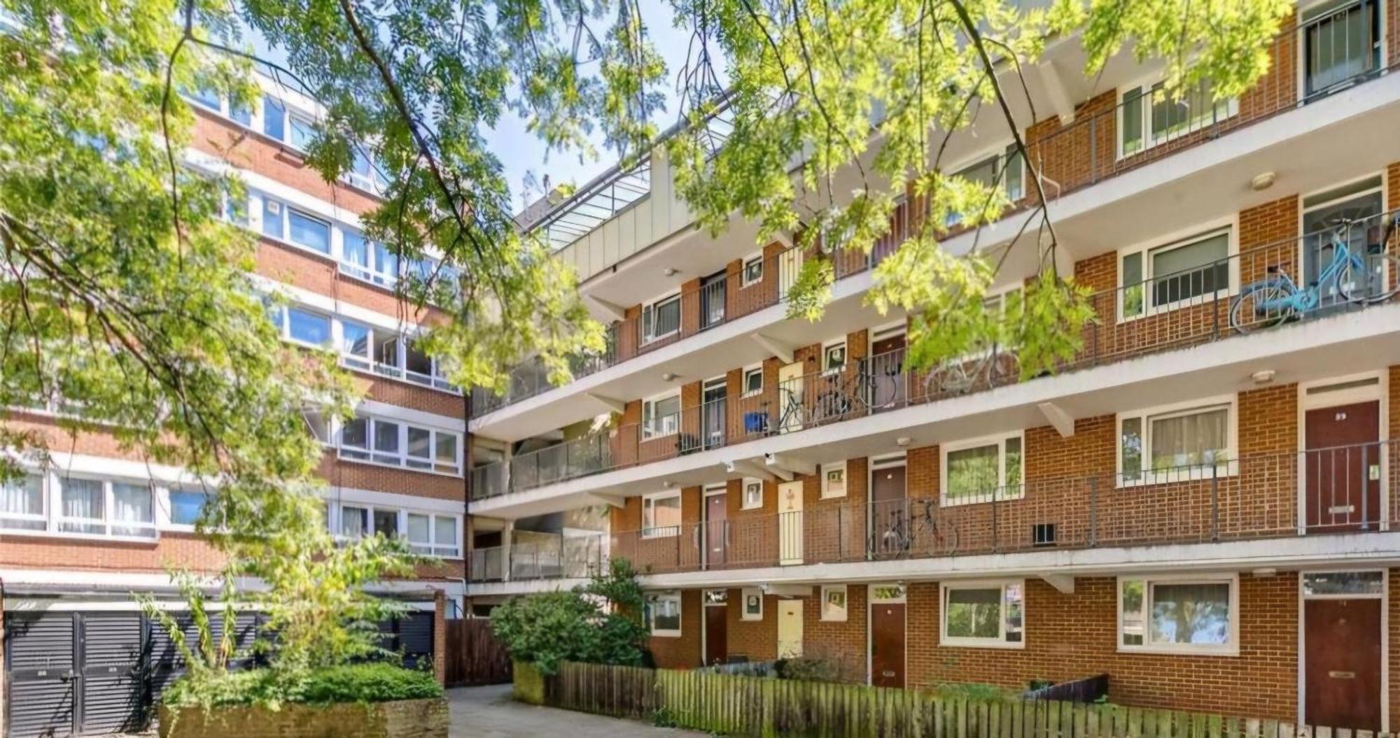 Bright And Spacious One Bedroom Apparment, Free Parking London Eksteriør billede